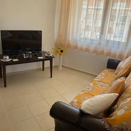 2 Bedroom At Kasandra 公寓 *