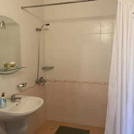 2 Bedroom At Kasandra 公寓 *