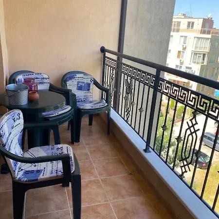 公寓 2 Bedroom At Kasandra *